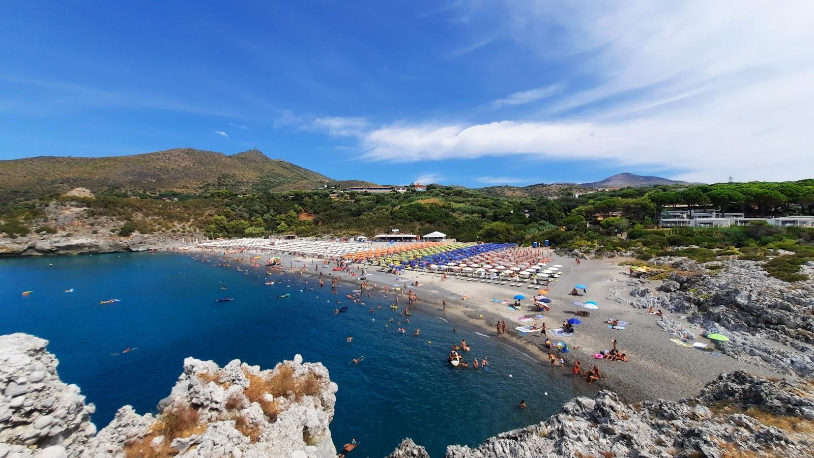 Sandee Spiaggia Di Capogrosso