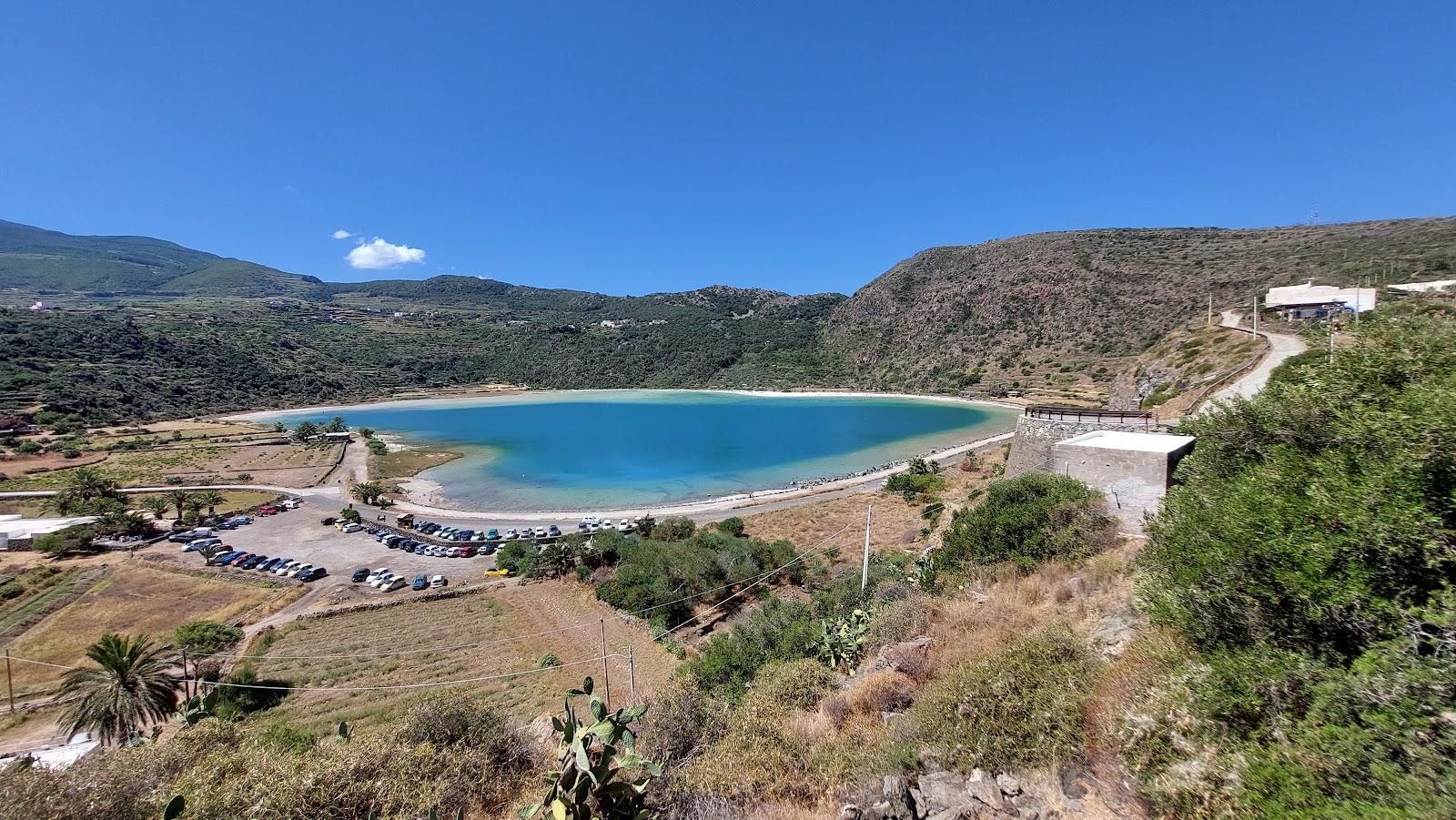 Sandee Lago Di Venere Photo