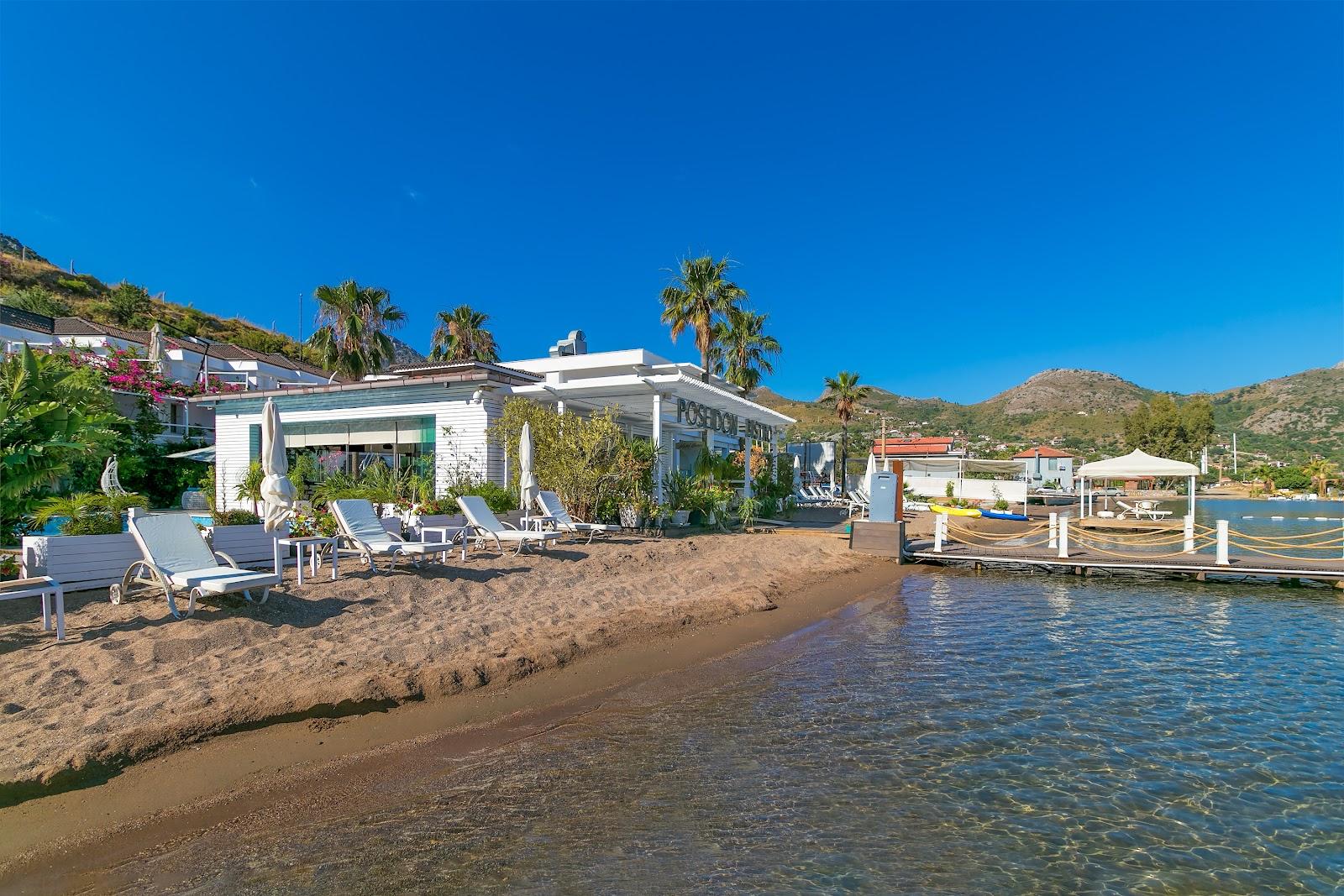 Sandee Big Posedion Boutique Hotel Beach