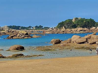 Sandee - Saint-Guirec Beach