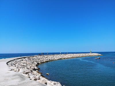 Sandee - Playa Artola