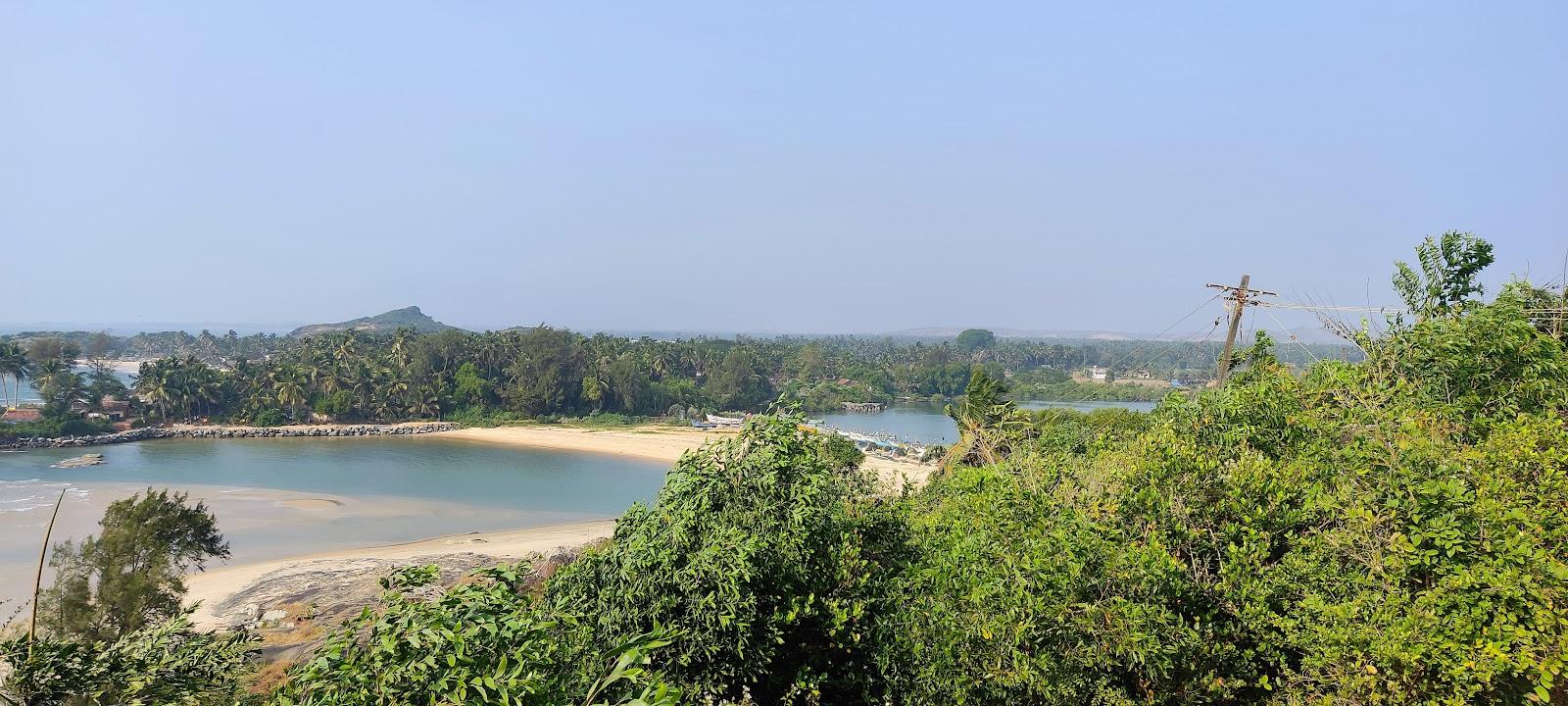Sandee Harikantra Keni Beach
