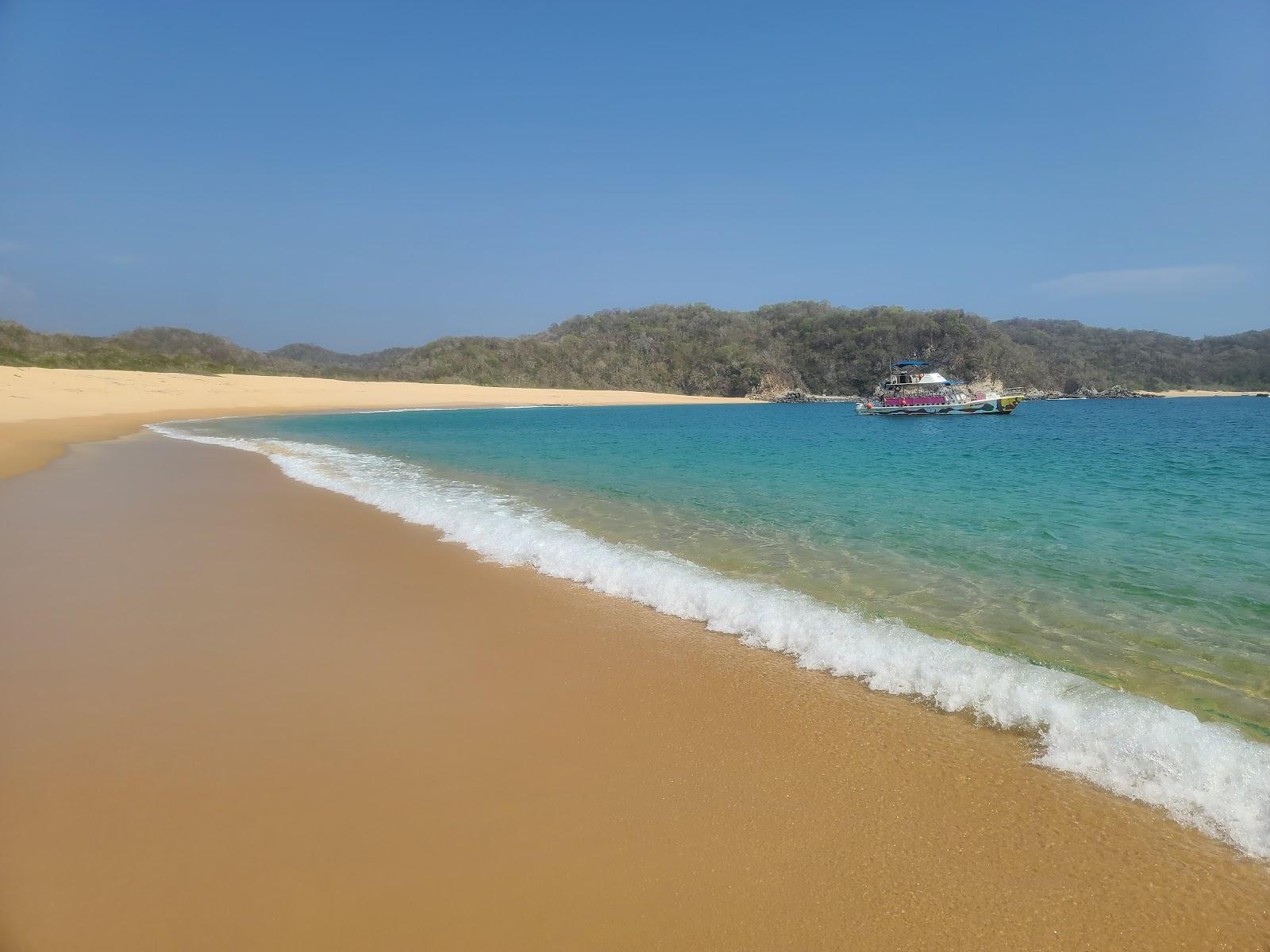 Sandee Cachal Beach