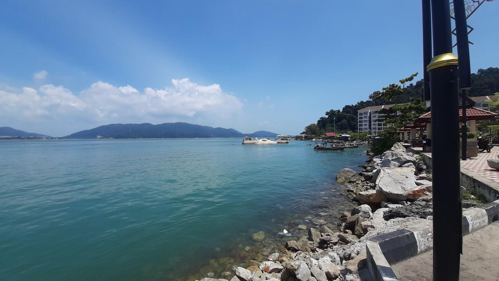 Sandee Pantai Teluk Baharu Photo