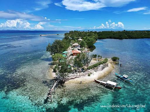 Sandee Bantique Beach - Magsaysay Photo