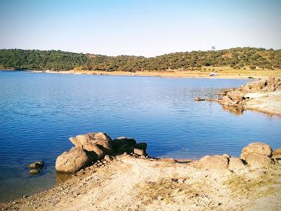 Sandee - Praia Fluvial Da Barragem Marechal Carmona