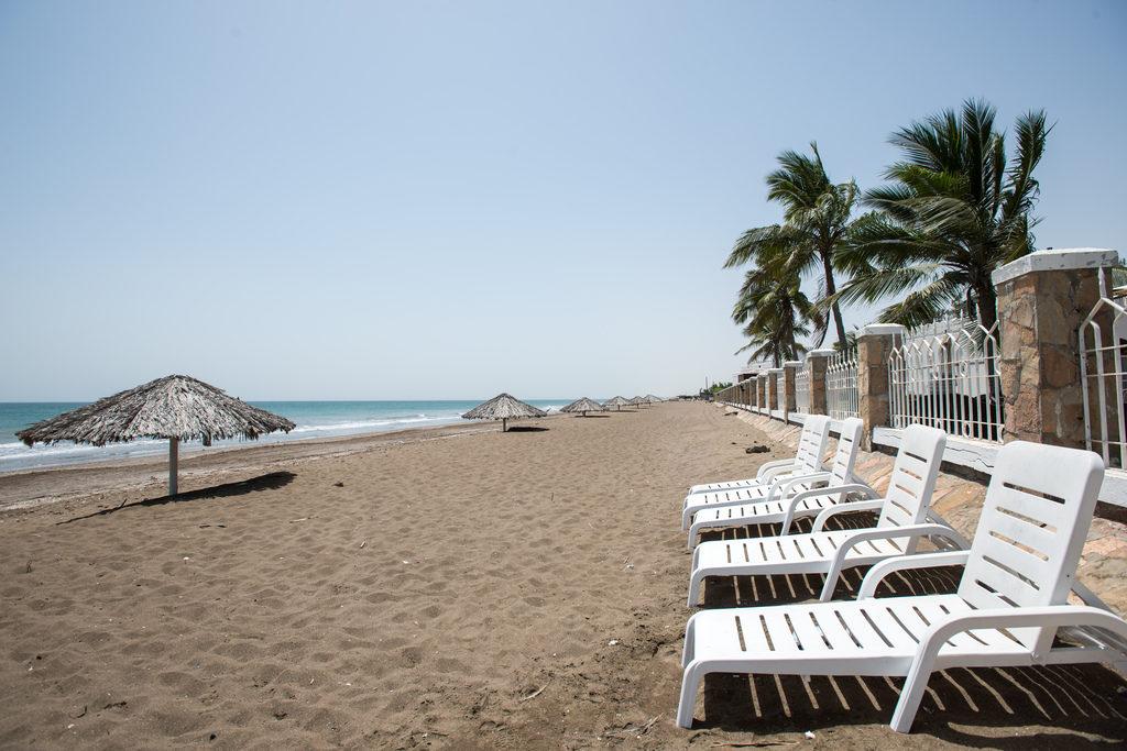 Sandee Sohar Beach Corniche Photo