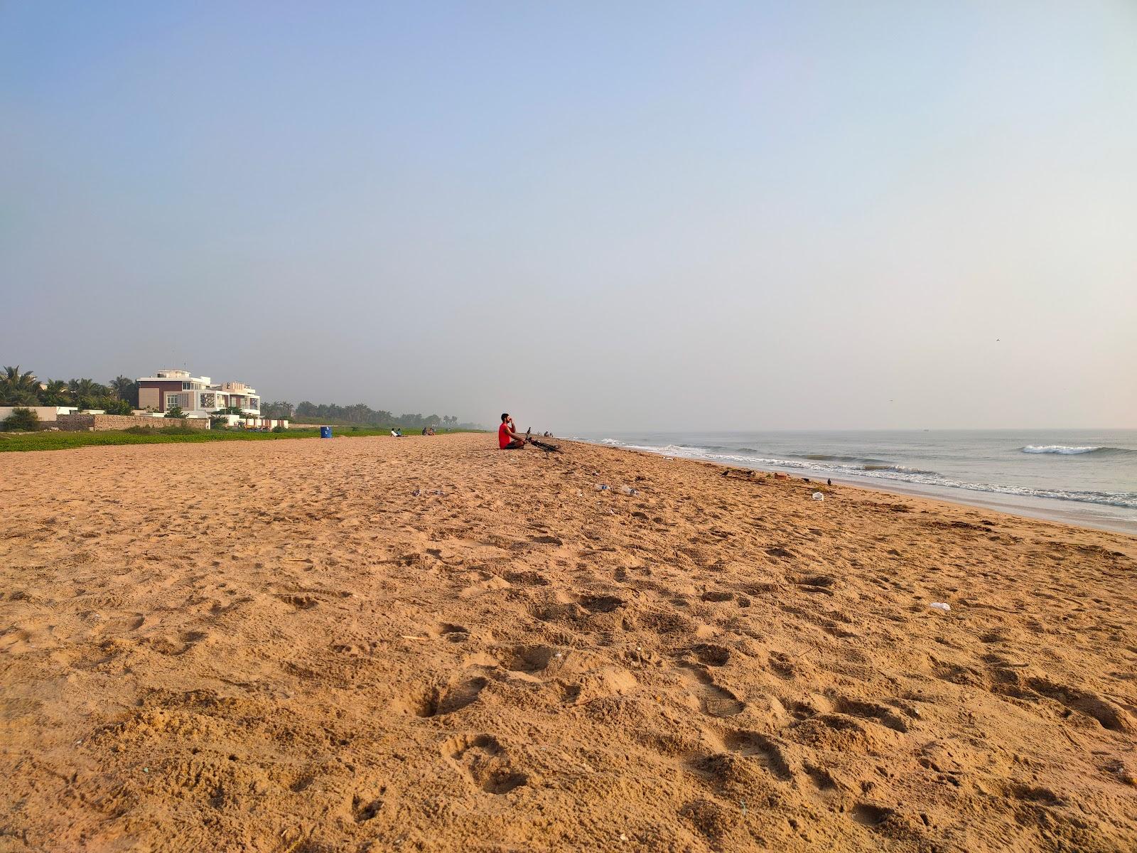 Sandee Akkarai Beach Photo