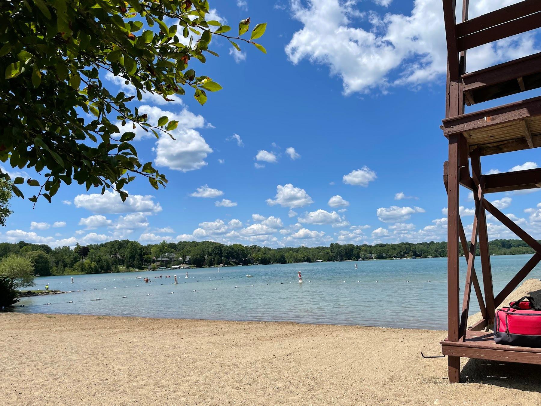 Sandee Deer Lake Beach Photo