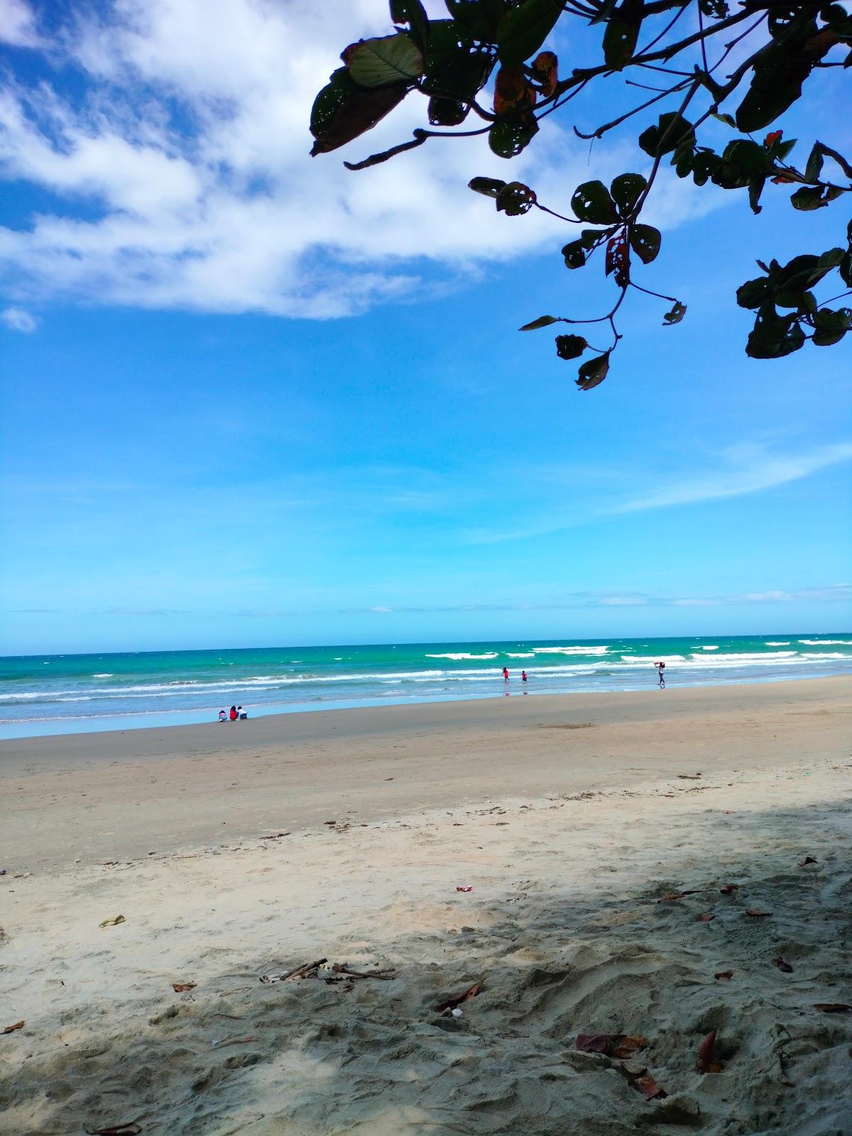 Sandee Hunasan Beach Resort