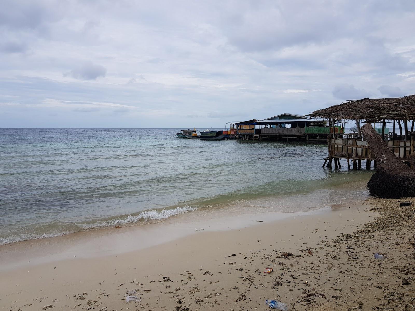 Sandee - Pantai Teluk Bengkuang