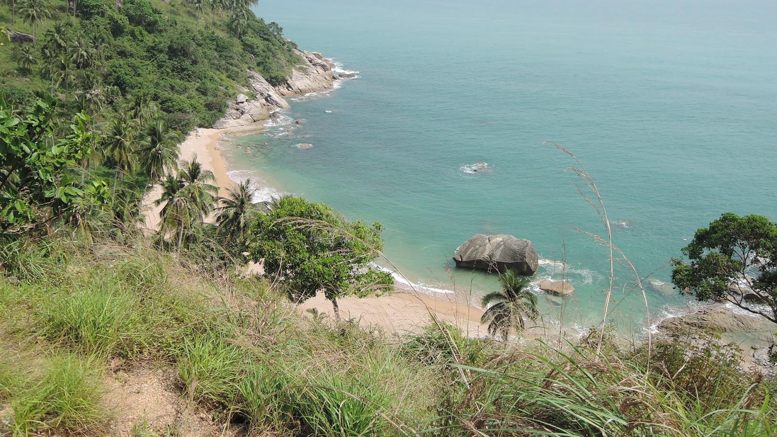 Sandee Haad Nam Tok