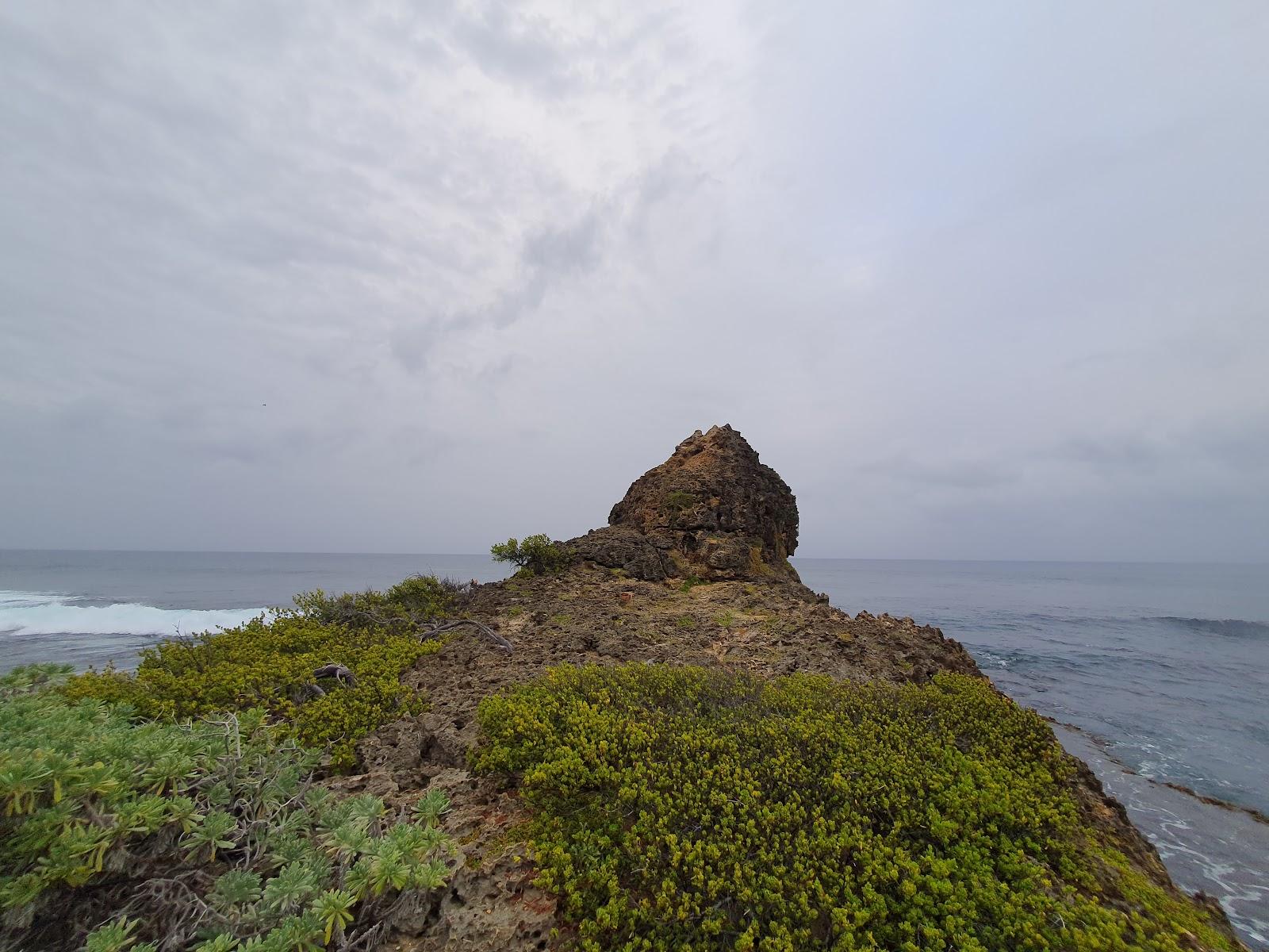 Sandee Pointe De La Couronne Conchou Photo