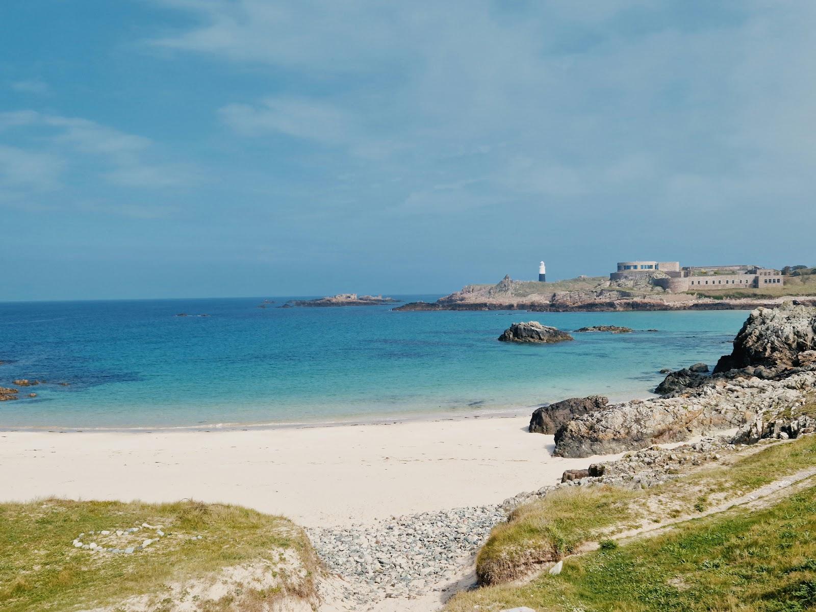 Sandee Corblets Beach