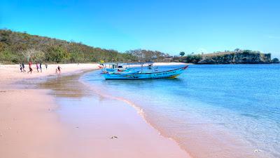 Sandee - Pantai Pink Lombok