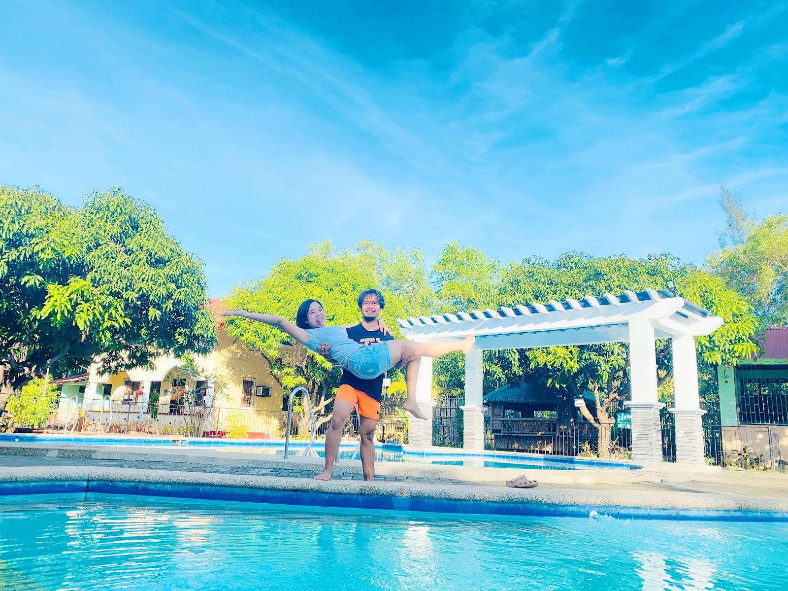 Sandee Les Amoure Beach Resort
