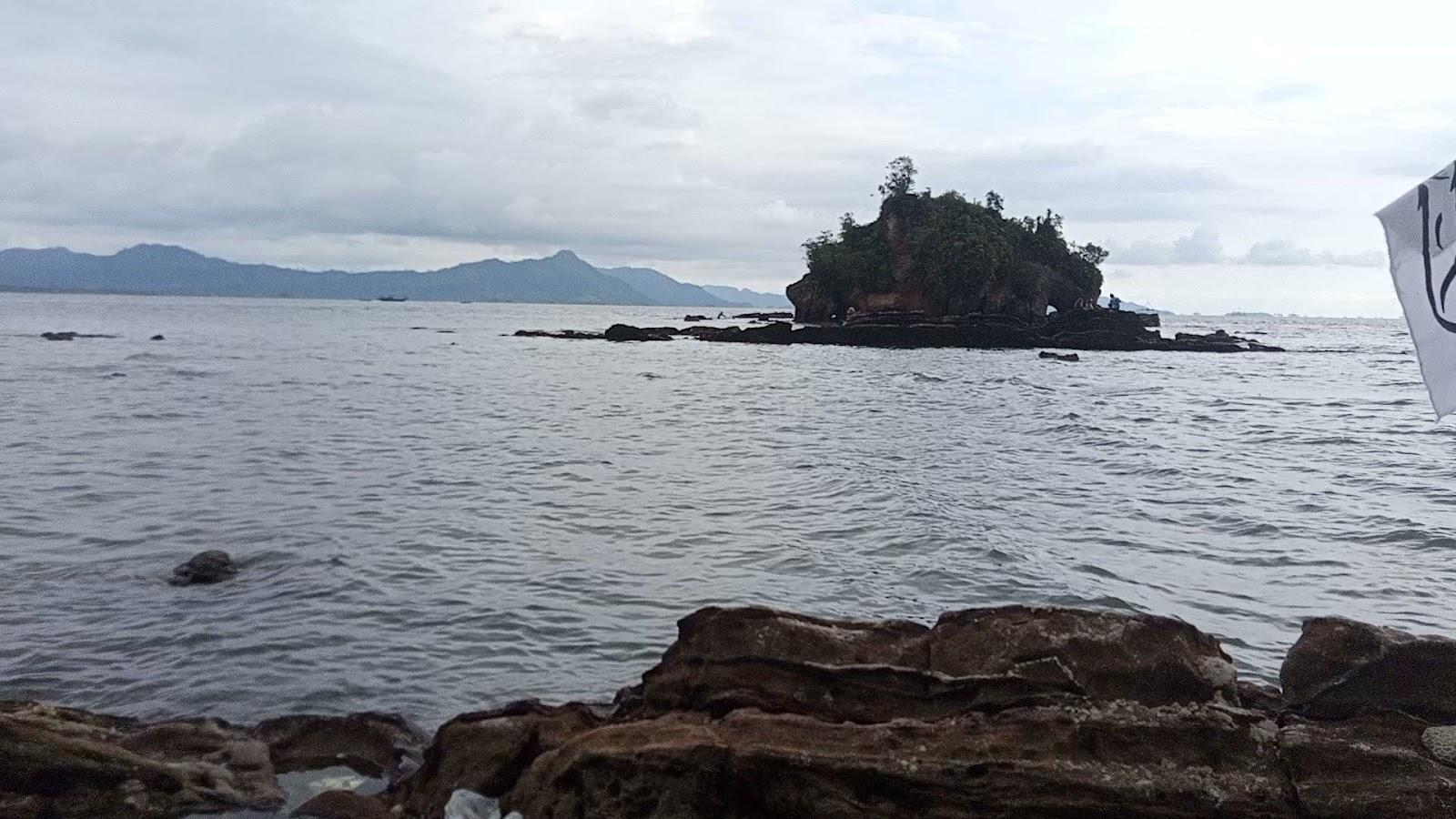 Sandee Pantai Batu Gajah Humaga Hajoran