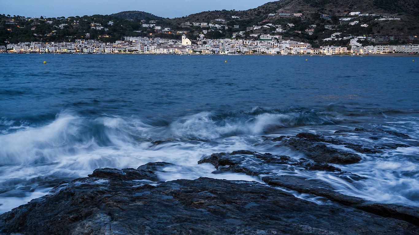 Sandee - Crique De Naples A El Port De La Selva