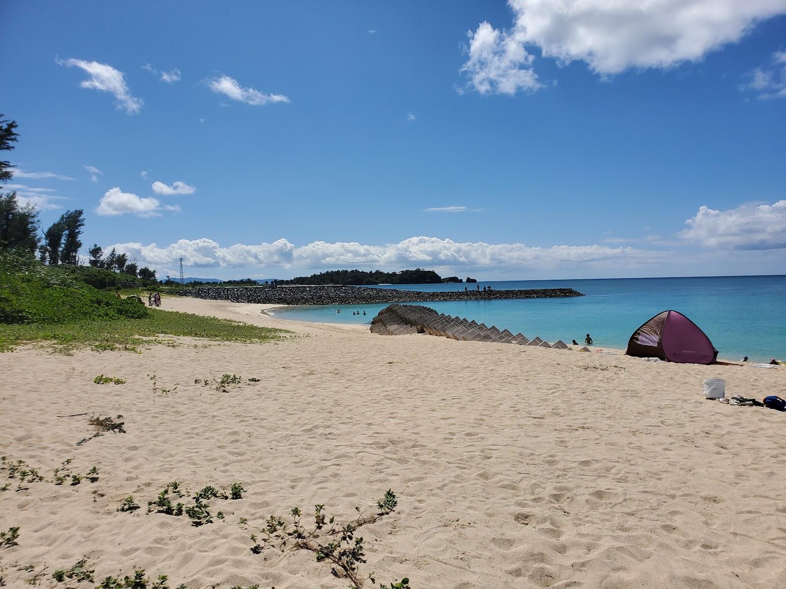 Sandee Kunigamisogotaiikukanmaeno Kokyono Beach