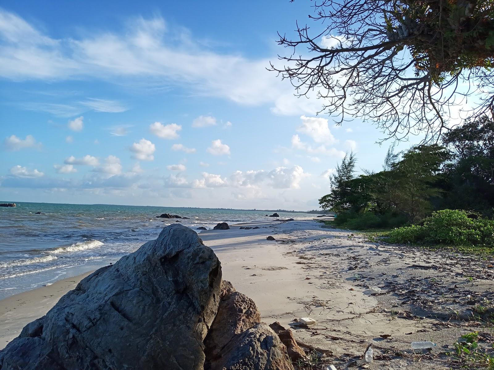 Sandee Pantai Keramat Manggar Photo