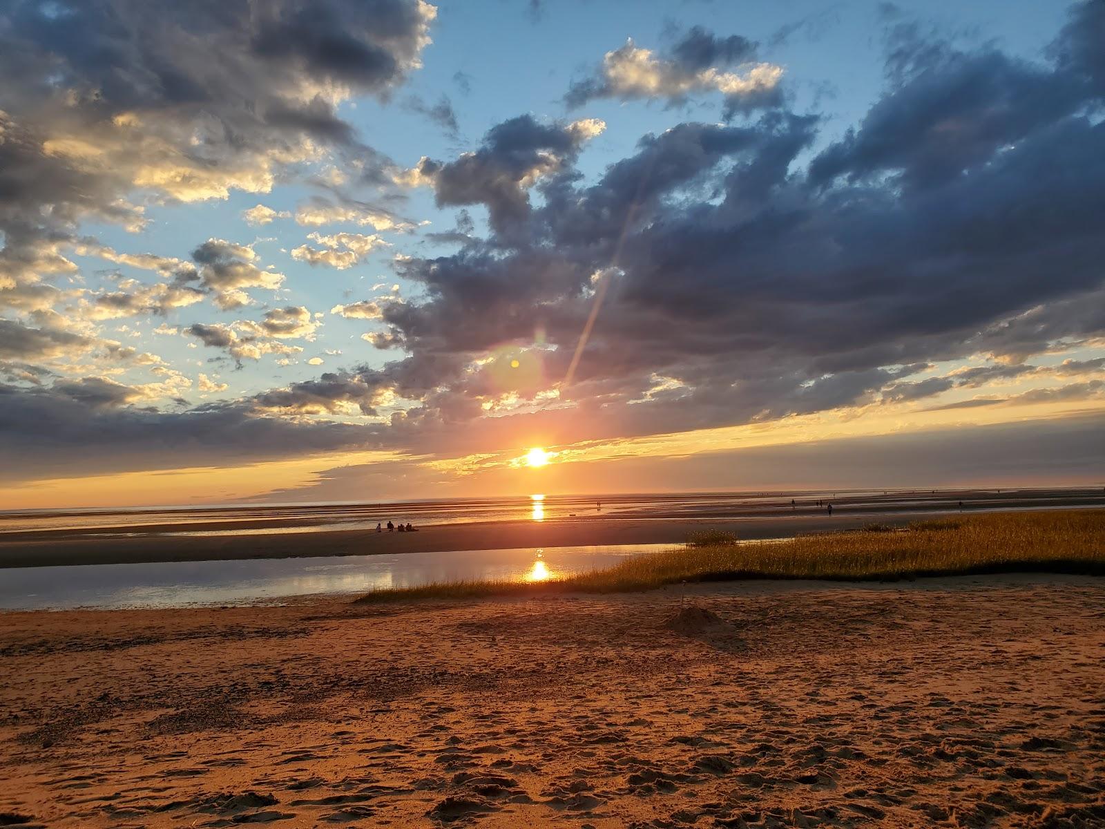 Sandee Hatch Beach