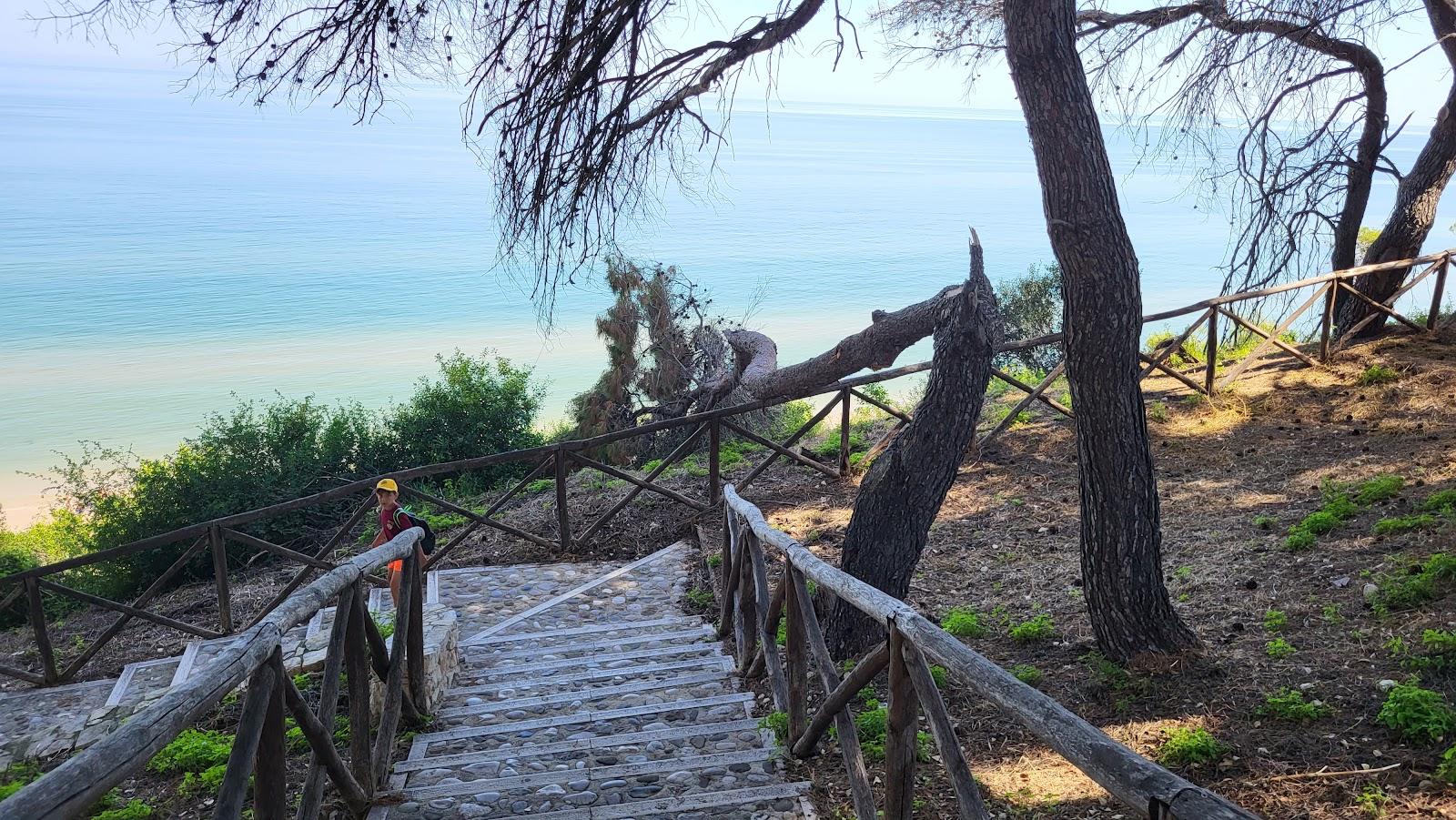 Sandee Spiaggia Dei Cento Scalini
