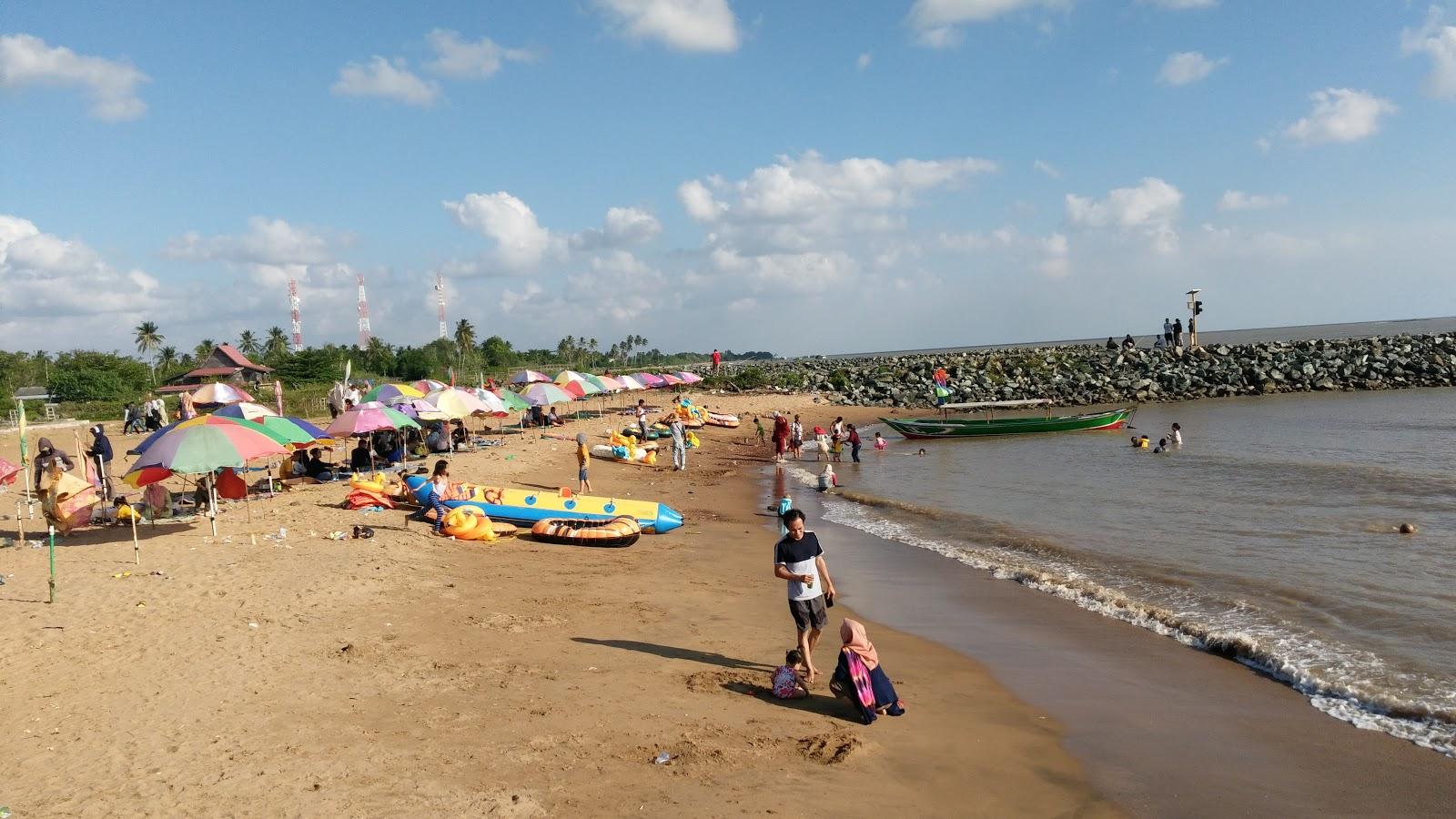 Sandee Takisung Beach
