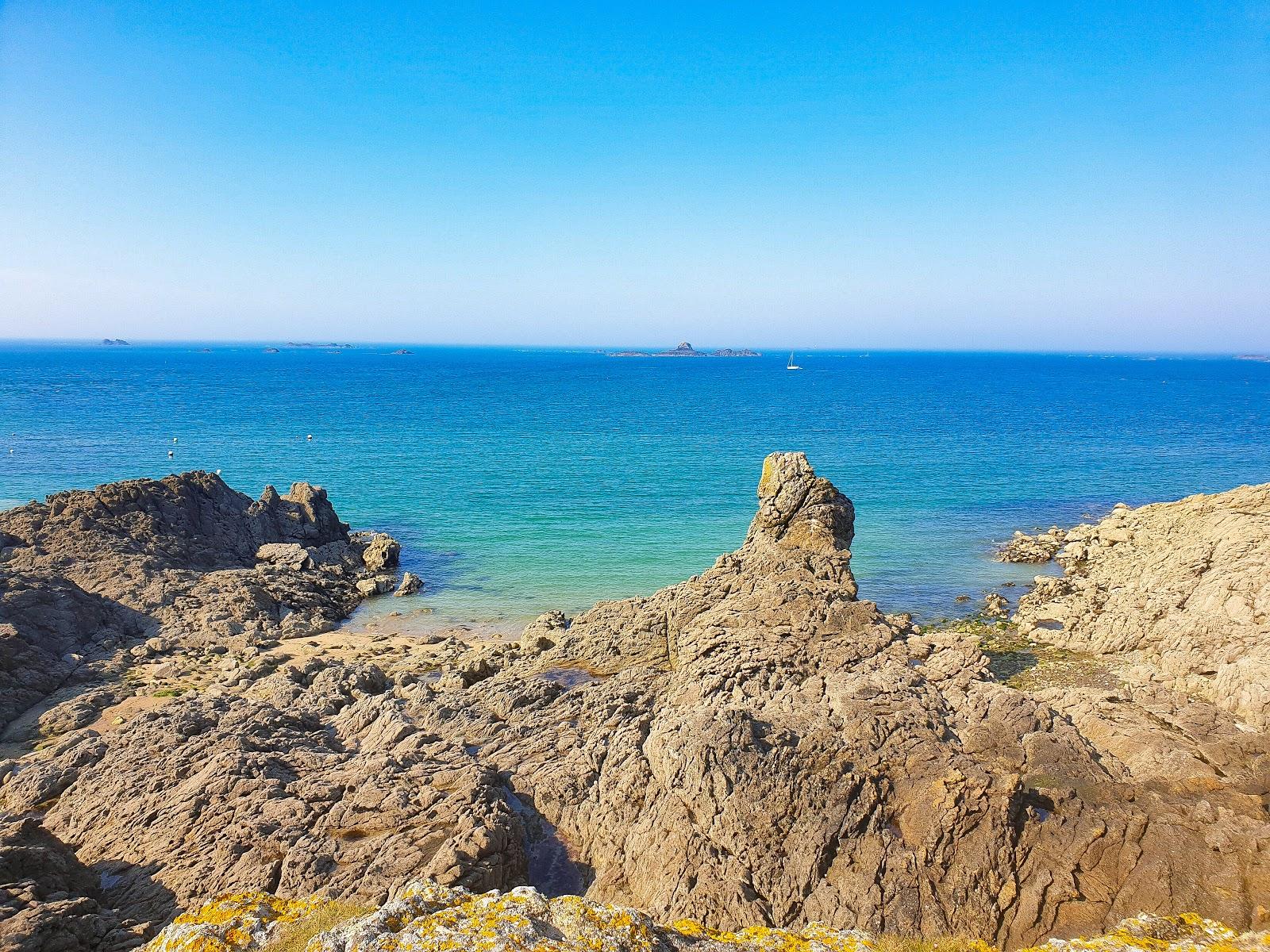 Sandee - Crique Du Fort Varde A Saint-Malo