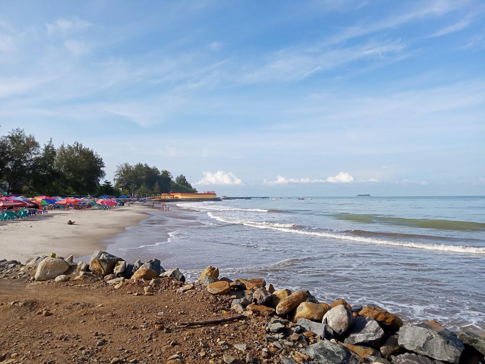 Sandee Pantai Gandoriah