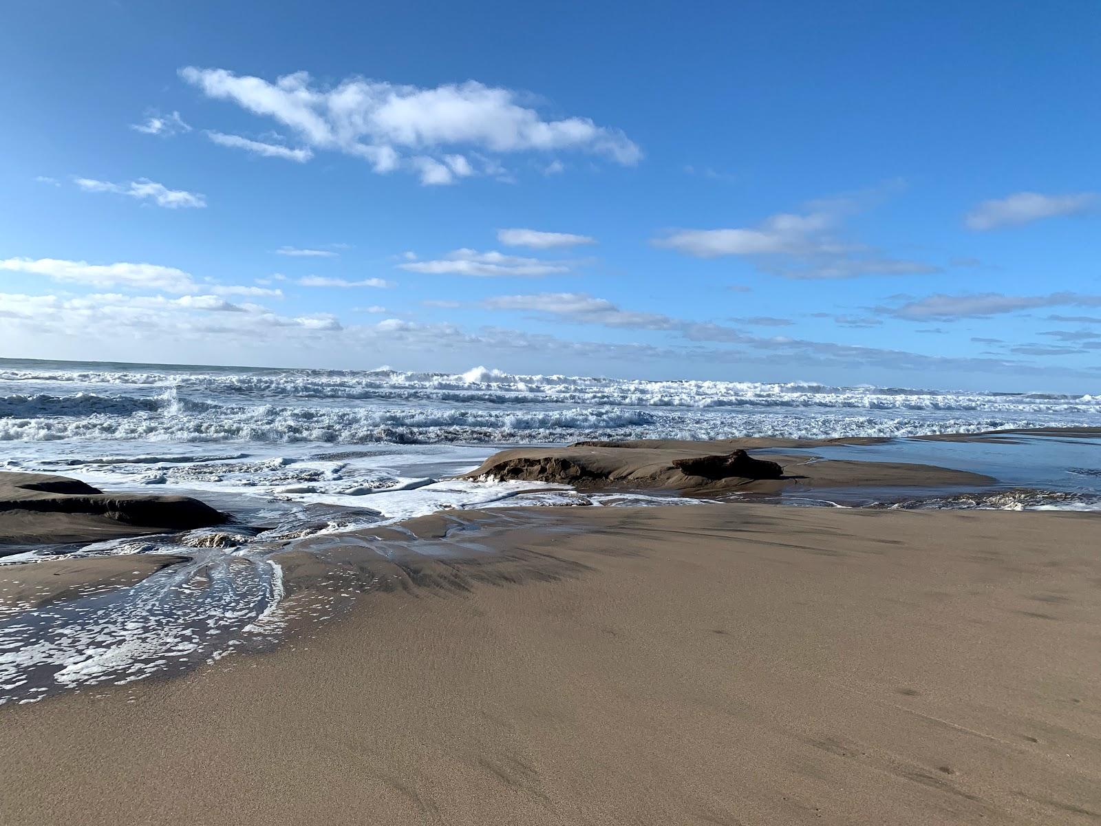 Sandee White Sandy Beach Photo