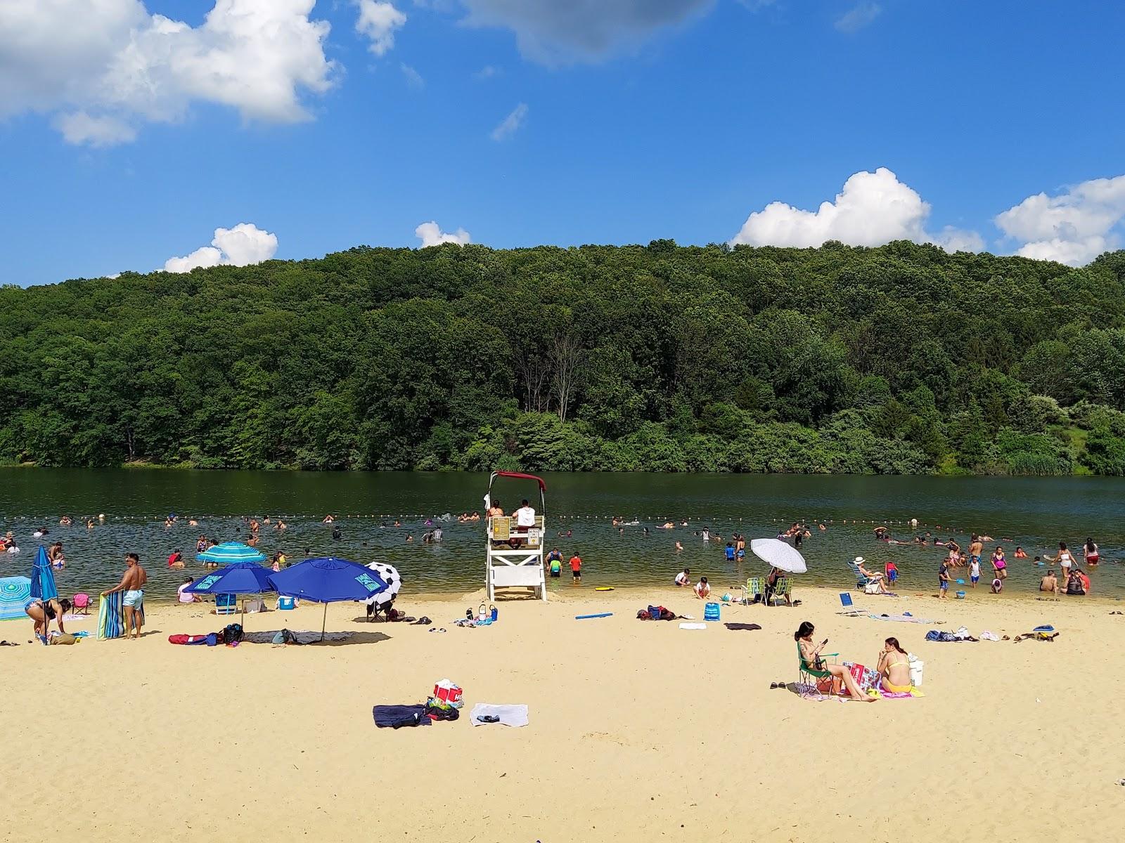 Sandee Valley Lake South Beach