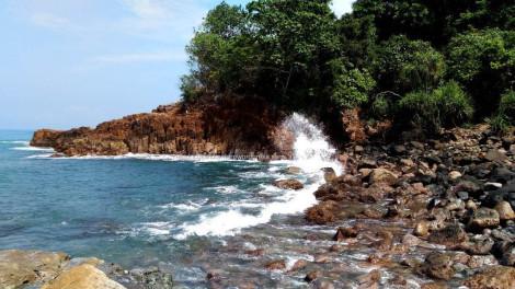 Sandee Pantai Teluk Nipah Kalianda