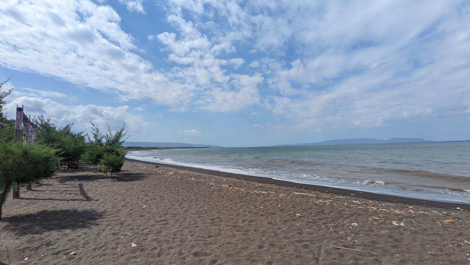 Sandee Pulau Santen Beach