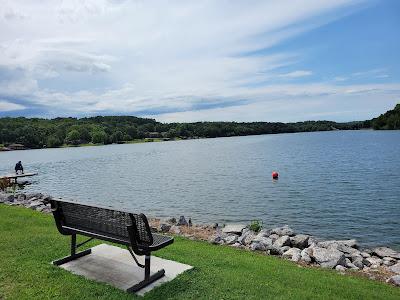 Sandee - The Beach At Lake Avalon