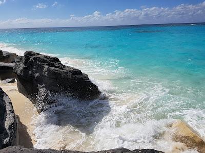 Sandee - Grotto Beach