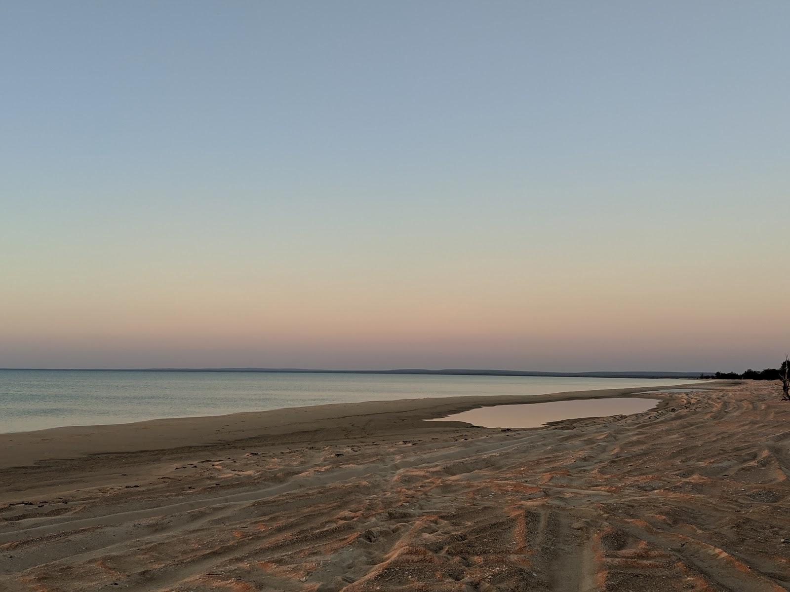 Sandee Angurukurikba Beach Photo