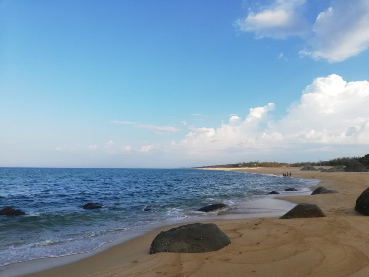 Sandee - Bai Con Beach