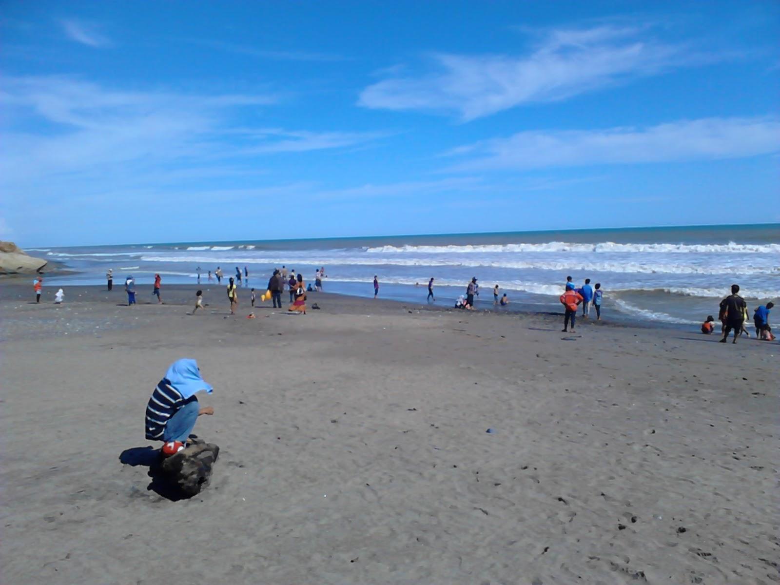 Sandee Pantai Karang Pulau Photo