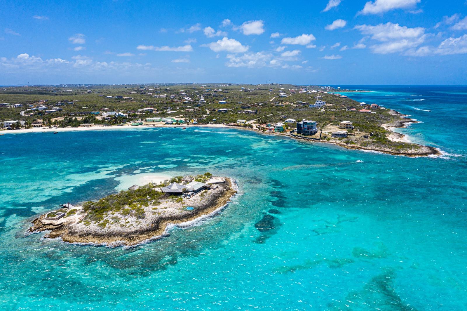 Sandee Arawak Beach Inn Photo