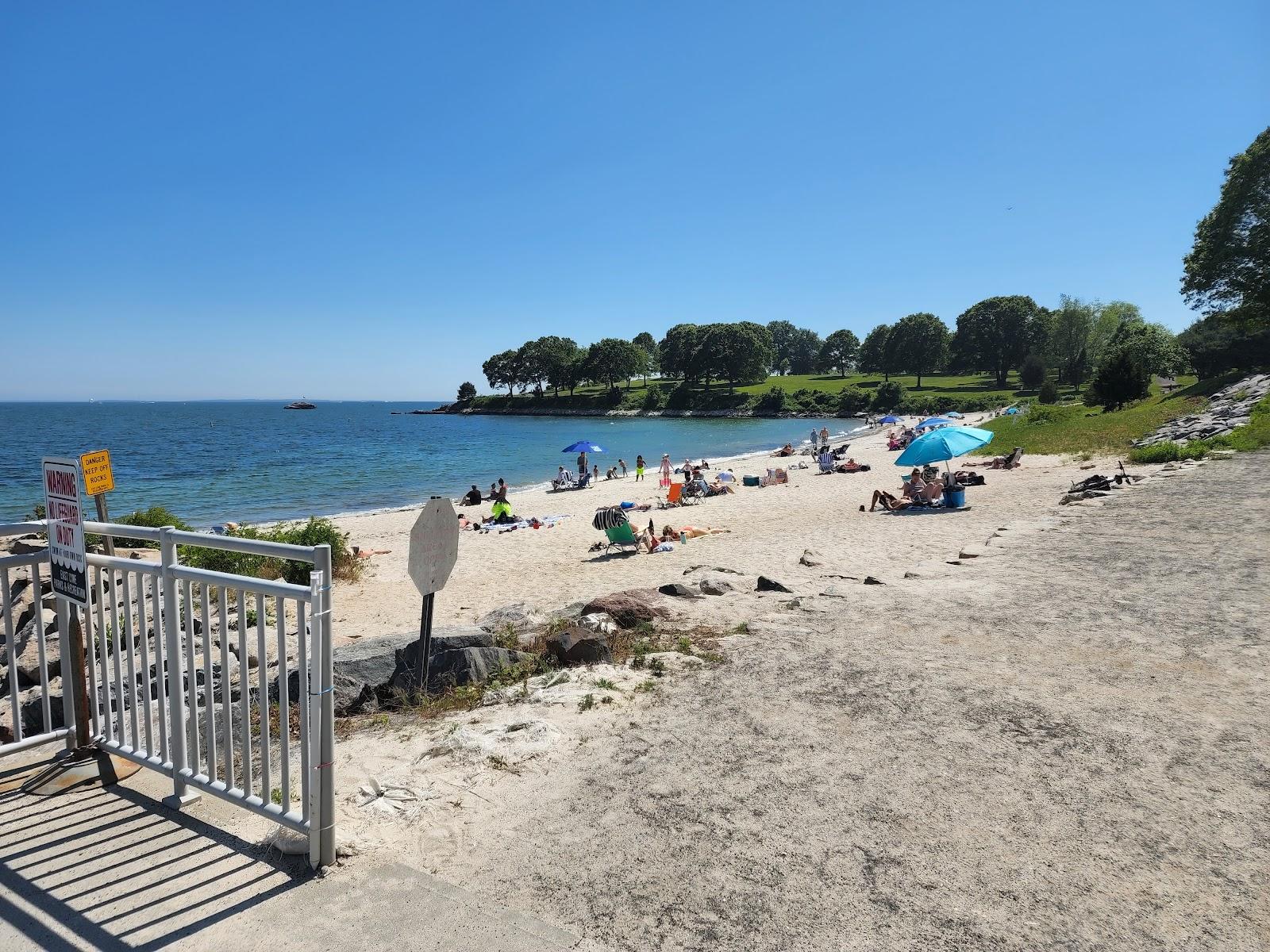 Sandee Hole In The Wall Beach