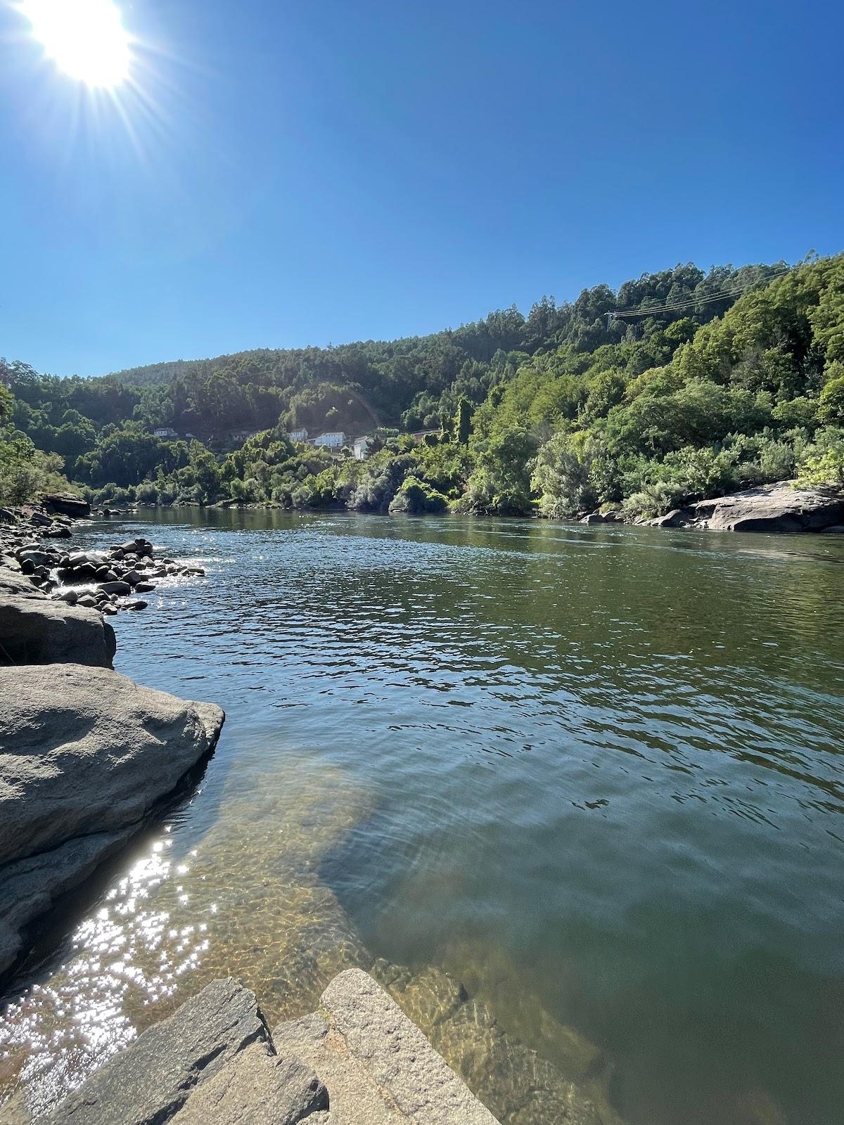 Sandee - Praia Fluvial De Padrenda