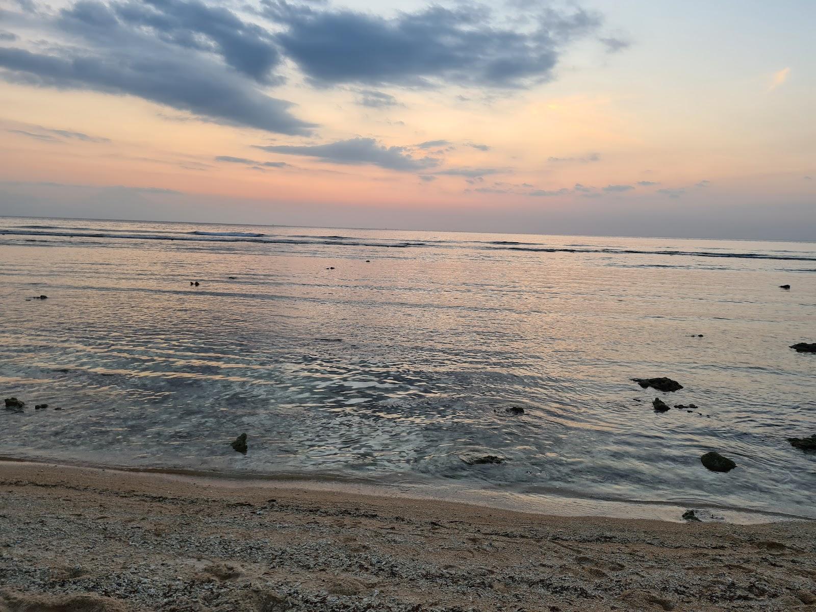 Sandee Gili Beach