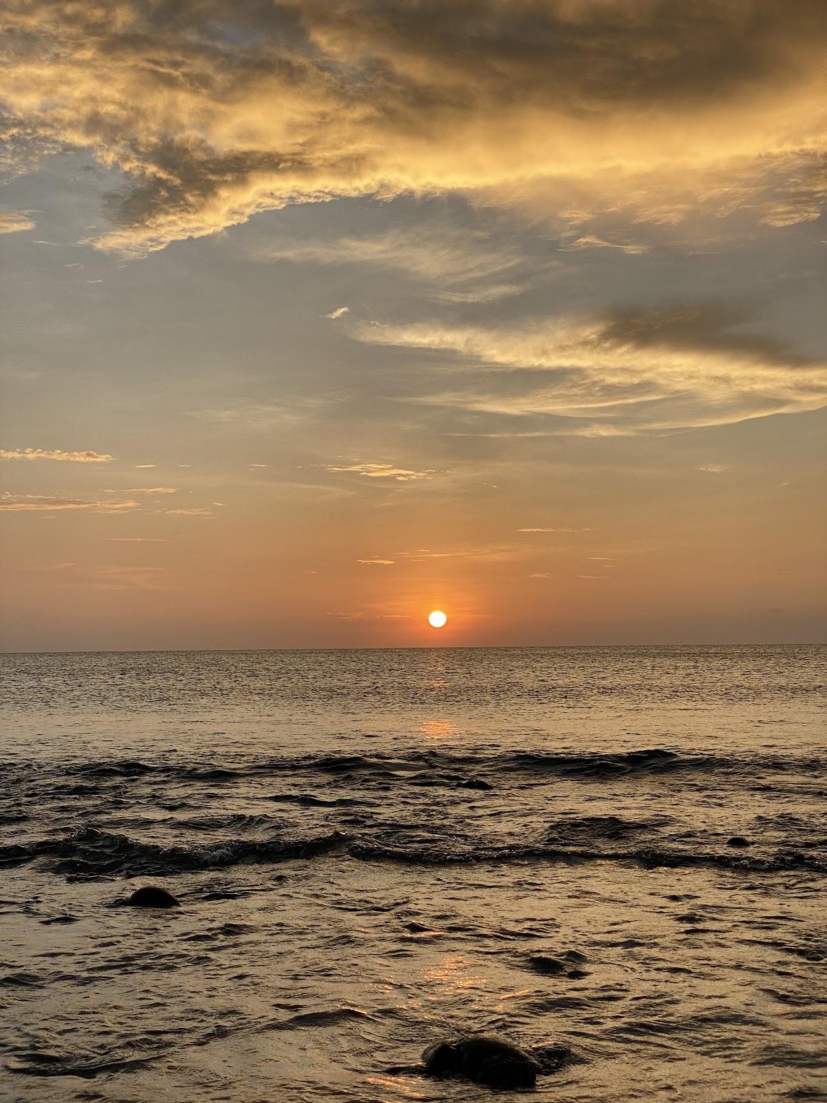 Sandee Bikini Beach- Rahdhebai Magu Photo