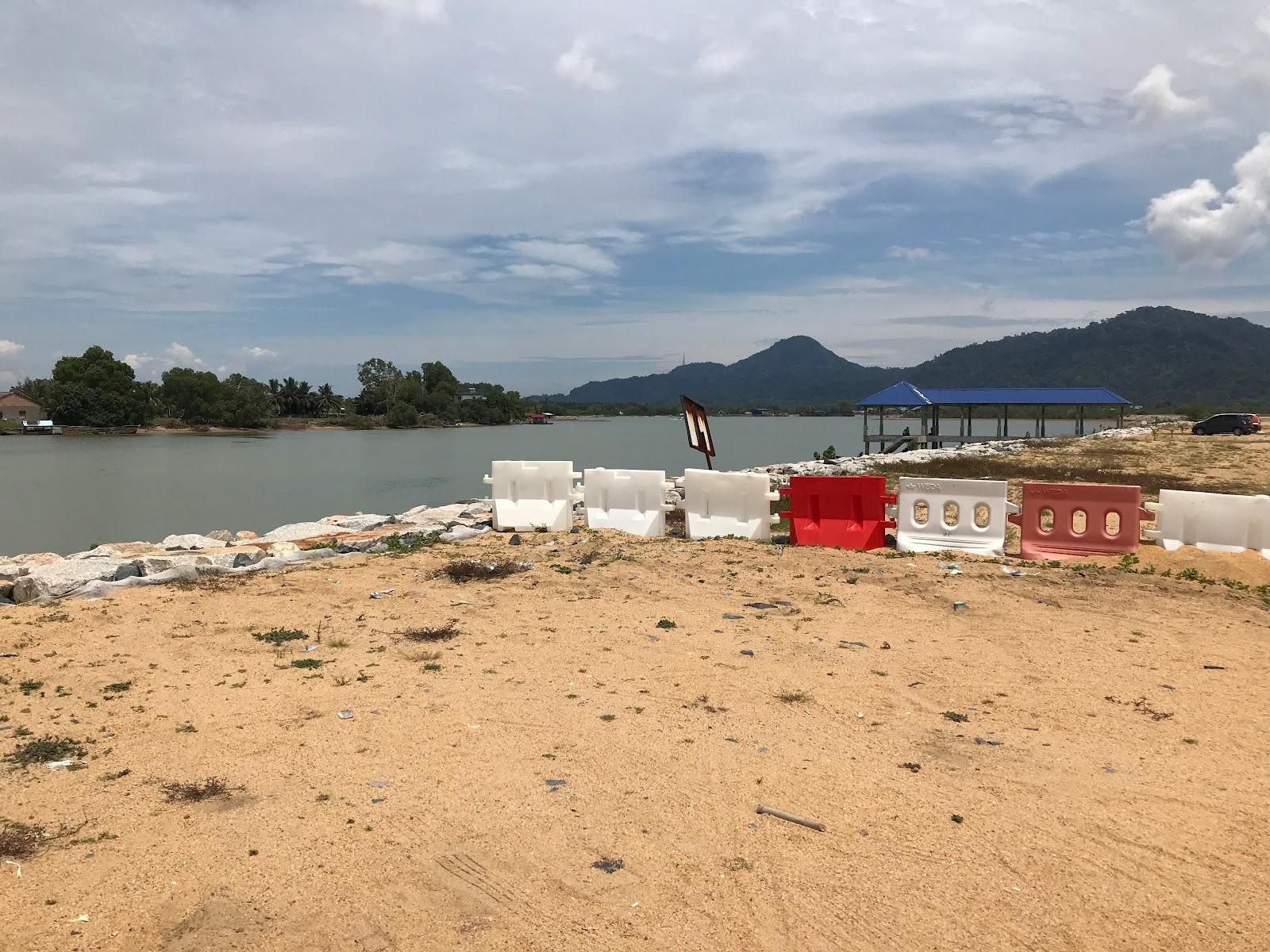 Sandee Sungai Paka Beach