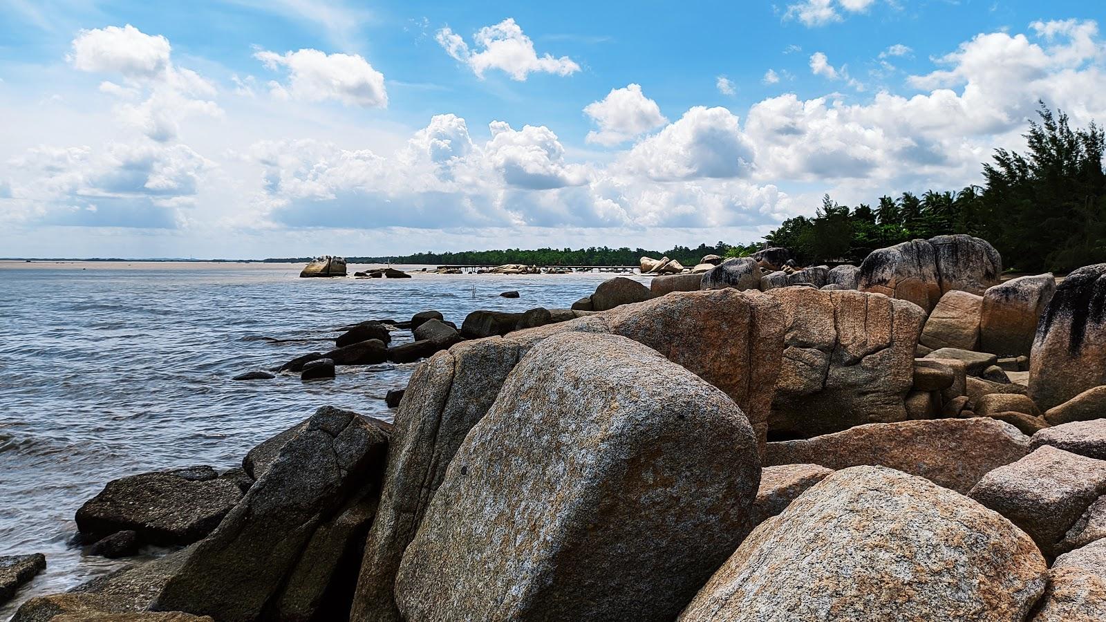 Sandee Pantai Batu Kapur Bangka Selatan Photo