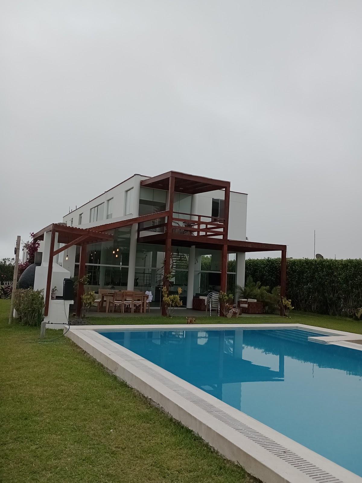 Sandee Casa De Playa Cond. Costa Del Campo