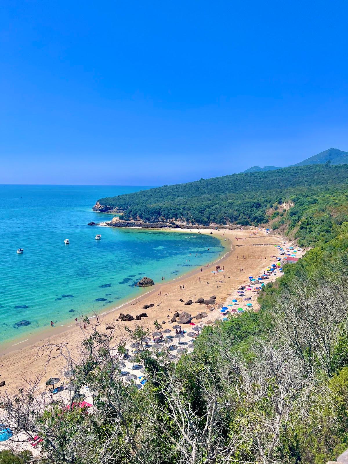 Sandee Galapos Beach