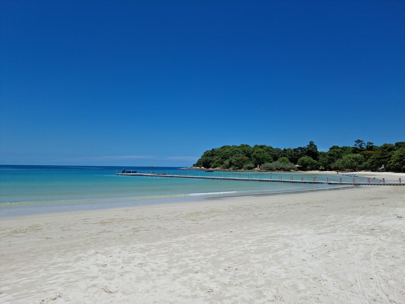 Sandee Wong Duean Beach Photo