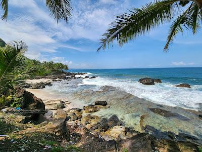 Sandee - Pantai Tembakak Krui