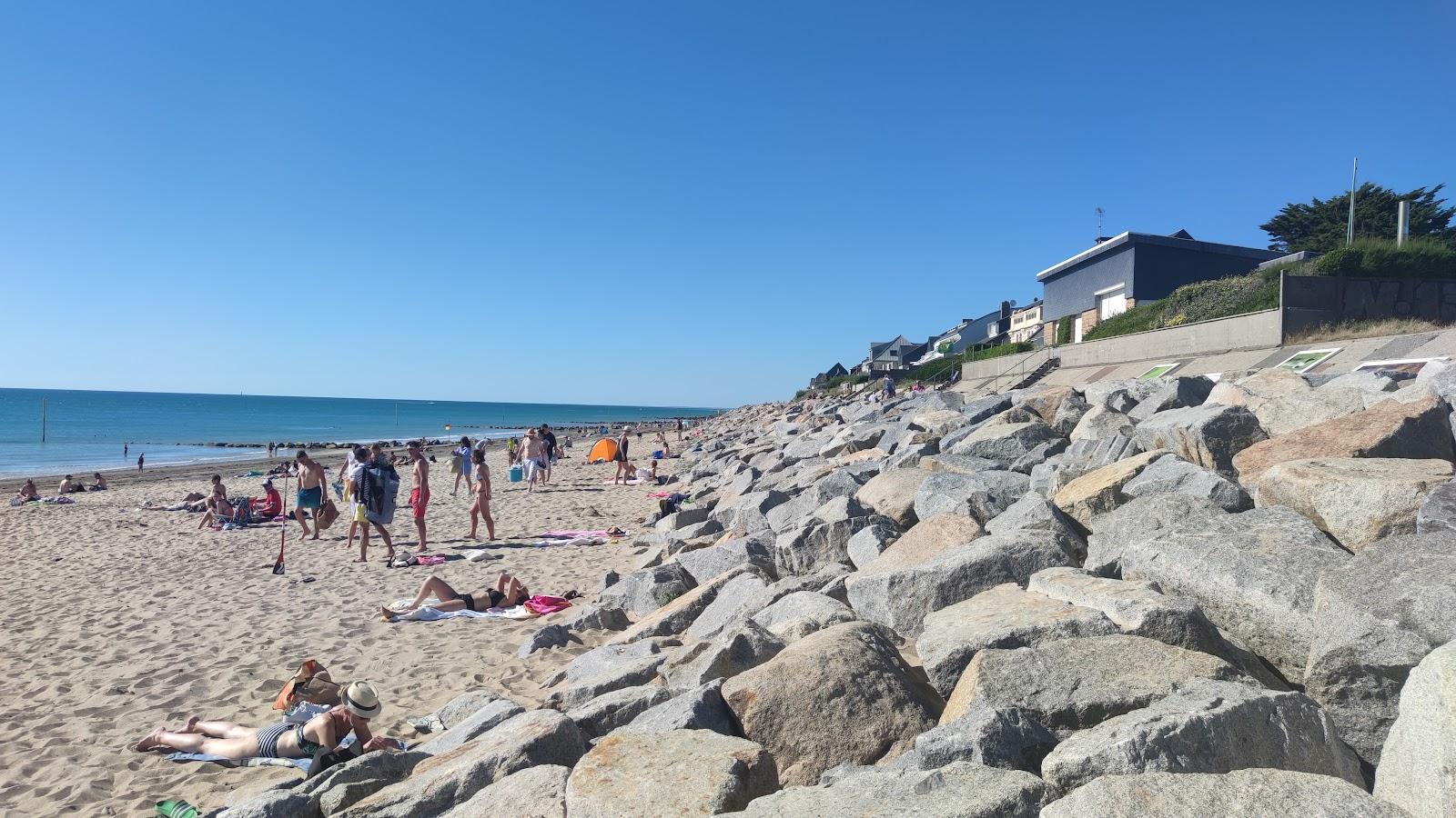 Sandee Passous Beach